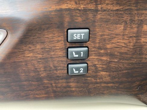 Used 2019 Subaru Ascent Touring w/ Popular Package #3 image 14