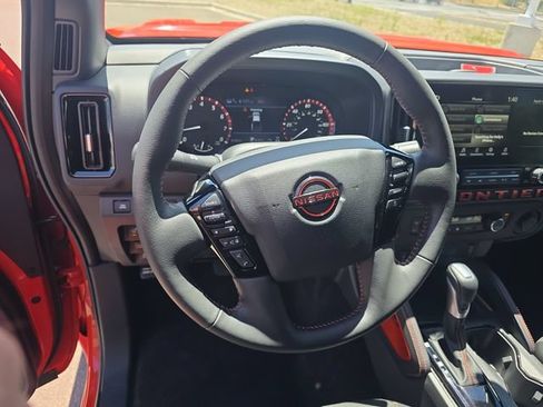 Used 2025 Nissan Frontier PRO-4X w/ Pro Convenience Package AWD/4WD image 14