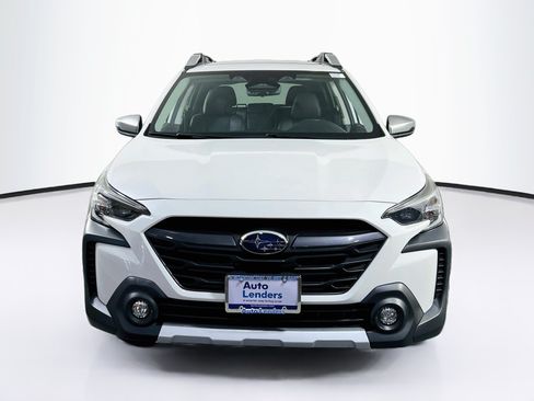 Used 2024 Subaru Outback Touring AWD/4WD image 2