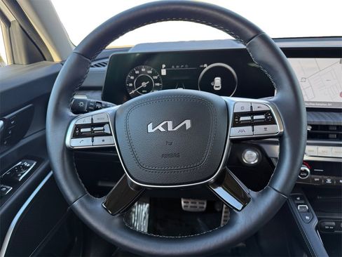 New 2025 Kia Telluride SX w/ SX Captain's Chair Package image 12