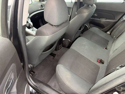 Used 2011 Chevrolet Cruze LT image 6