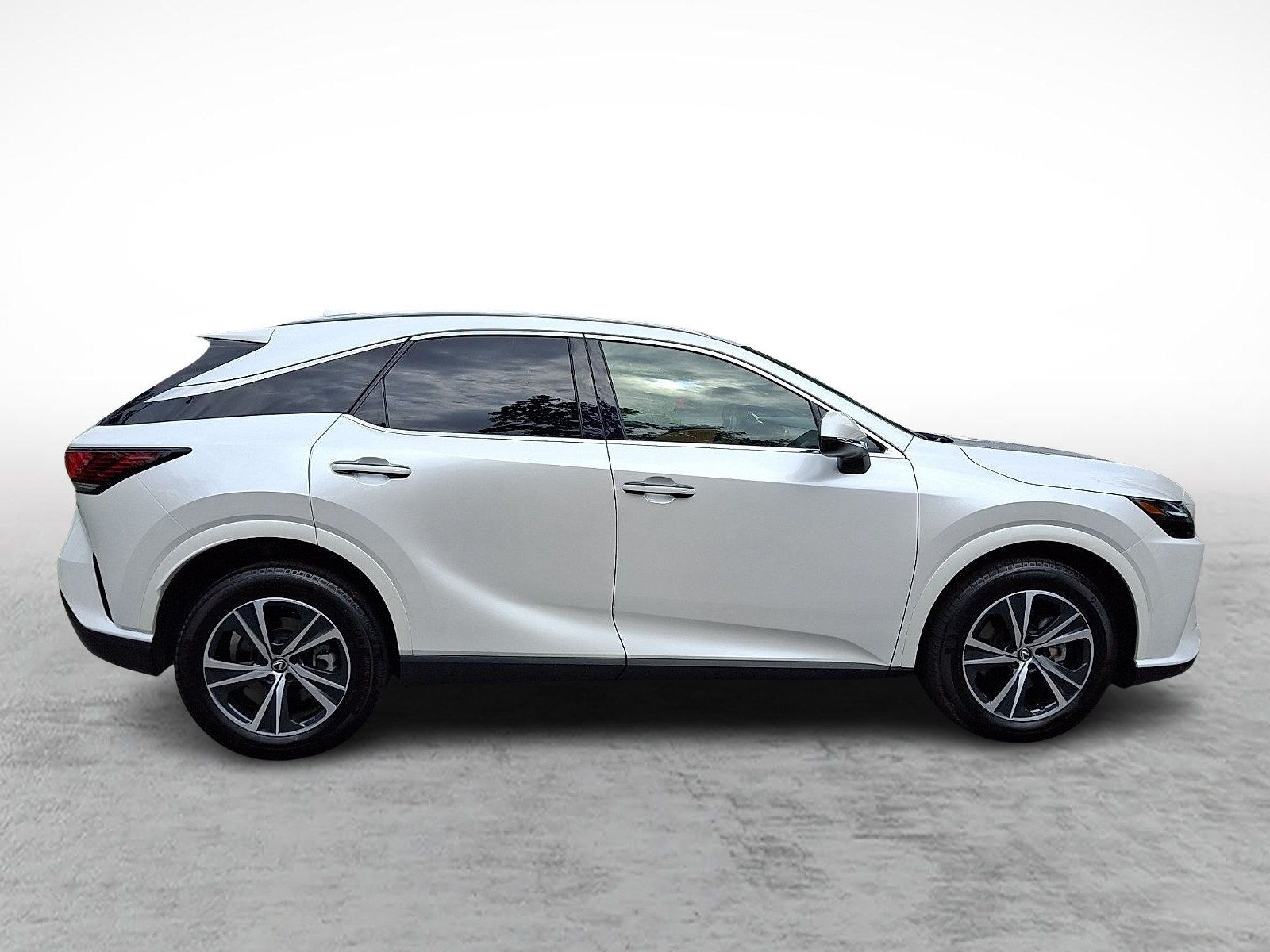 Certified 2025 Lexus RX 350 Premium w/ Accessory Package AWD/4WD image 7