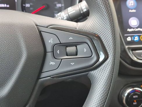 Used 2023 Chevrolet TrailBlazer LT w/ Convenience Package FWD image 13