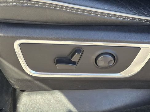 Used 2024 RAM 1500 Laramie image 26