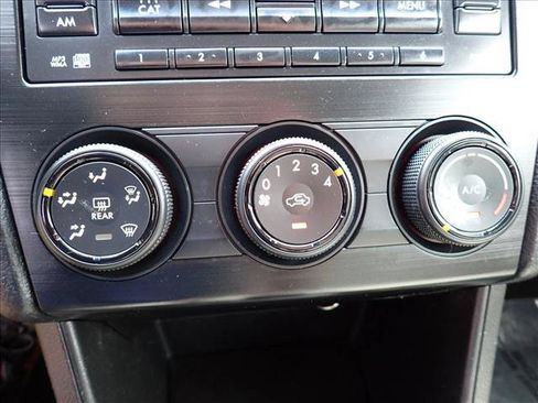 Used 2013 Subaru Impreza 2.0i AWD/4WD image 17