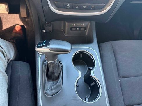 Used 2019 Dodge Durango SXT w/ 3rd Row Seating Group image 11