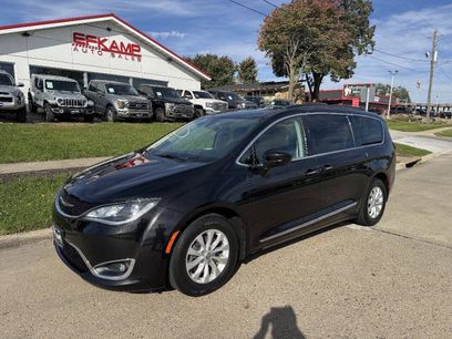 Used 2017 Chrysler Pacifica Touring-L