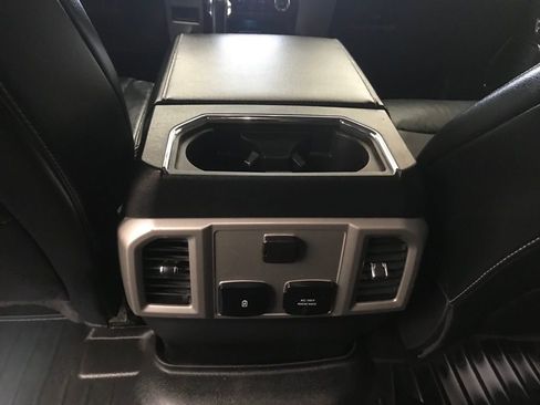 Used 2019 Ford F150 Lariat image 26