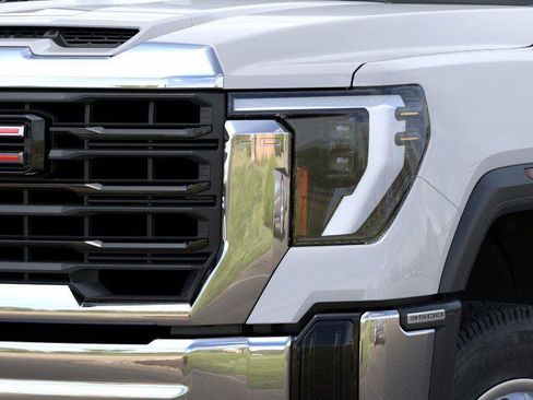New 2026 GMC Sierra 3500 Pro w/ Convenience Package image 10