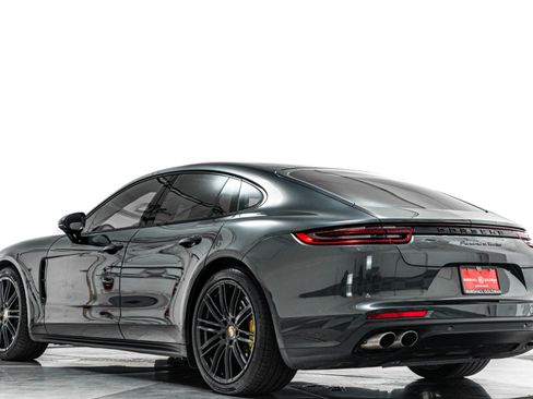 Used 2017 Porsche Panamera Turbo AWD/4WD image 38