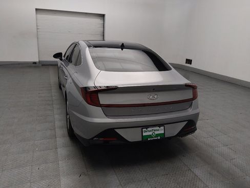 Used 2023 Hyundai Sonata SEL w/ Convenience Package FWD image 6