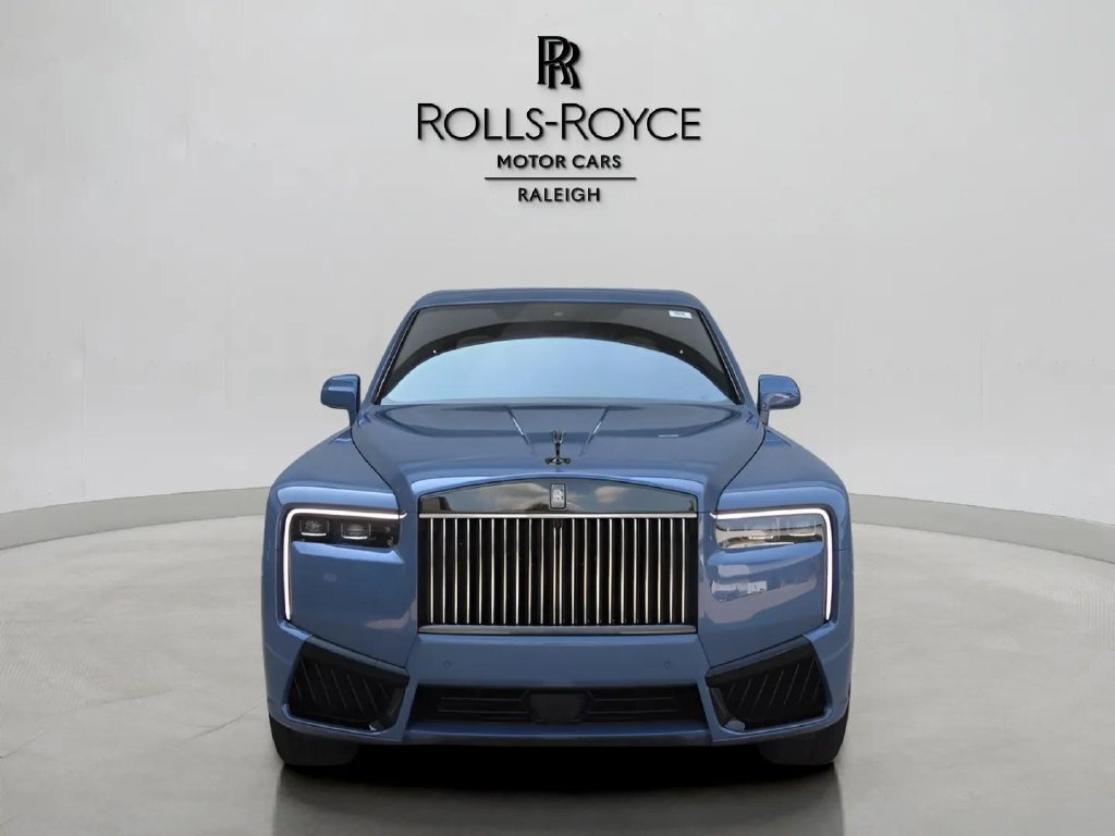 New 2027 Rolls-Royce Cullinan Black Badge AWD/4WD image 2