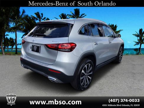 Certified 2021 Mercedes-Benz GLA 250 4MATIC image 2