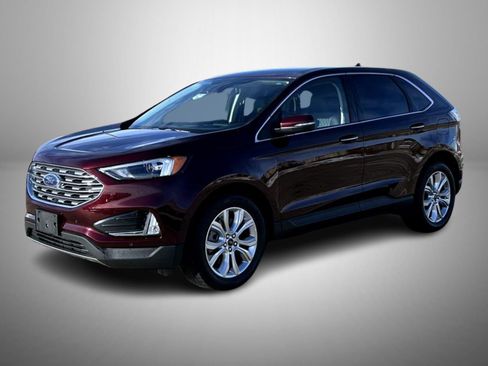 Used 2024 Ford Edge Titanium image 1