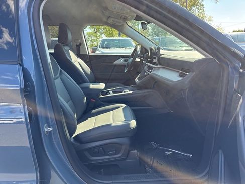 New 2026 Ford Explorer Active AWD/4WD image 14