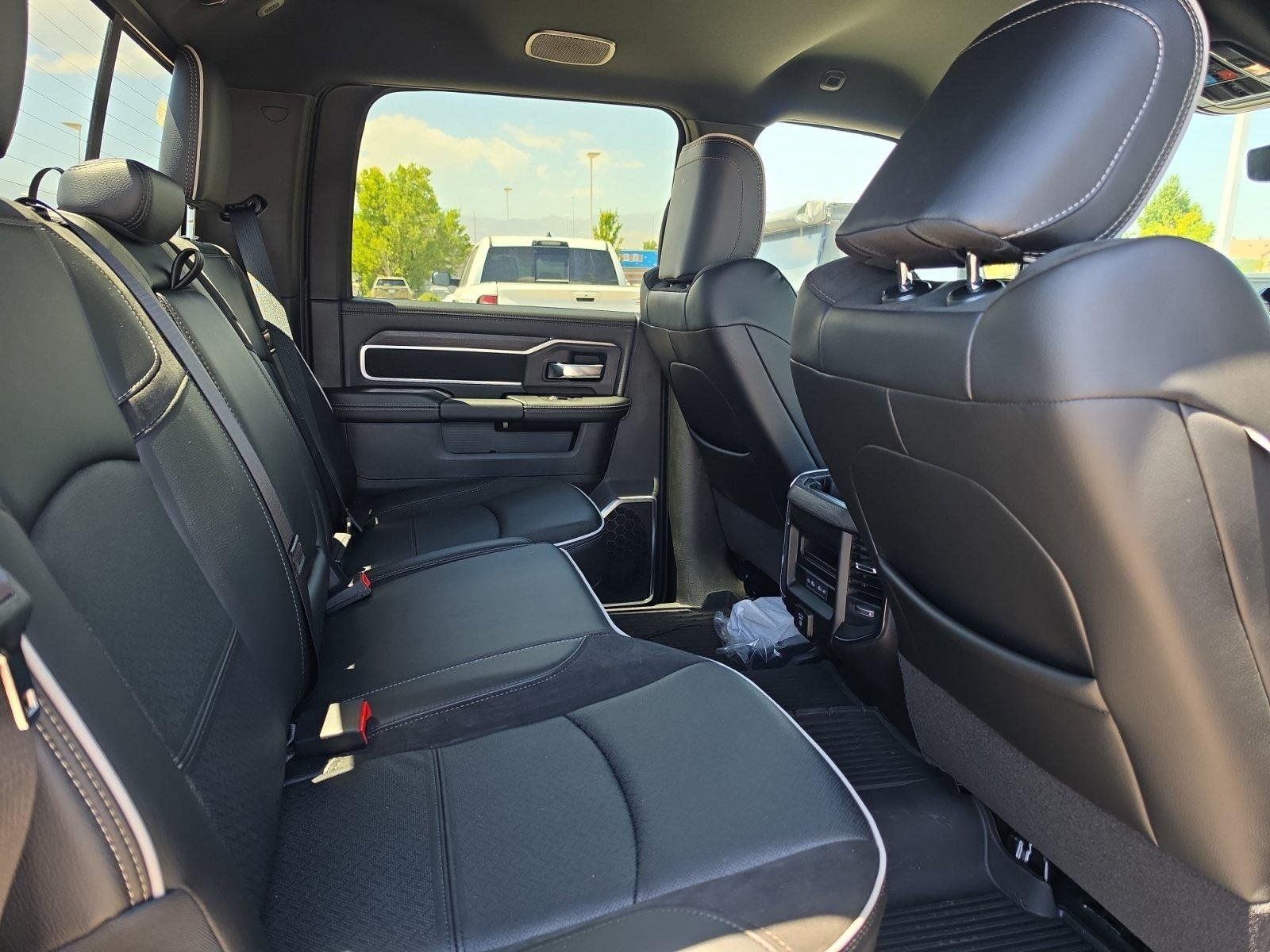 New 2026 RAM 2500 Laramie w/ Night Edition AWD/4WD image 25