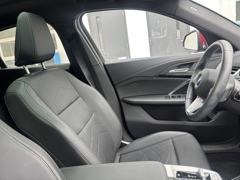 Used 2025 BMW X2 xDrive28i AWD/4WD image 23
