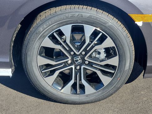 Used 2026 Honda Odyssey Elite image 5