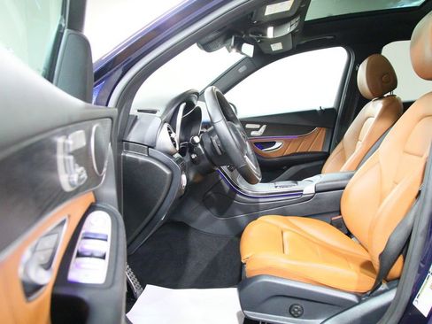 Certified 2022 Mercedes-Benz GLC 300 4MATIC image 5