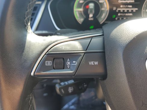 Used 2022 Audi Q5 e Prestige w/ Prestige Package AWD/4WD image 31