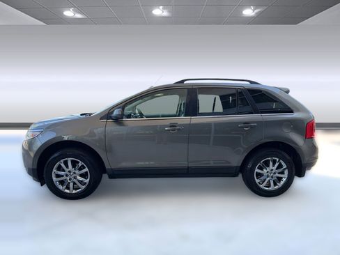 Used 2014 Ford Edge Limited w/ Driver Entry Package FWD image 2