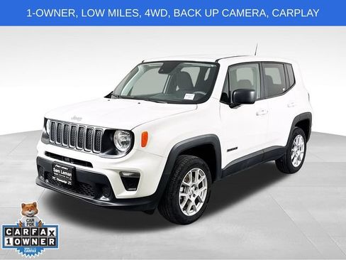 Used 2023 Jeep Renegade Latitude AWD/4WD image 3
