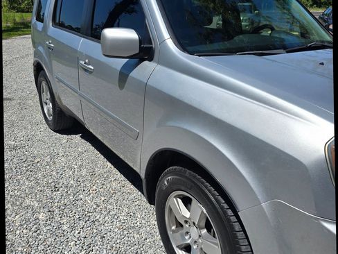 Used 2011 Honda Pilot EX-L image 4