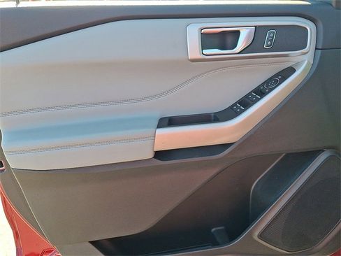 Certified 2024 Ford Explorer XLT w/ Equipment Group 202A image 12