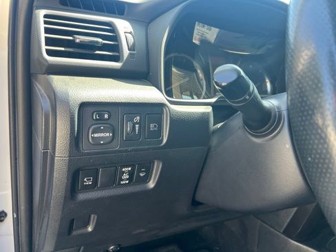 Used 2022 Toyota 4Runner TRD Off-Road Premium AWD/4WD image 15