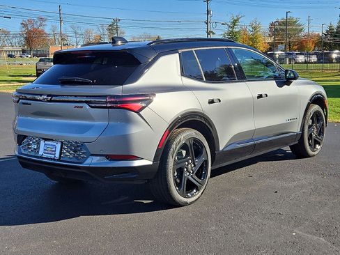 New 2026 Chevrolet Equinox EV RS image 12