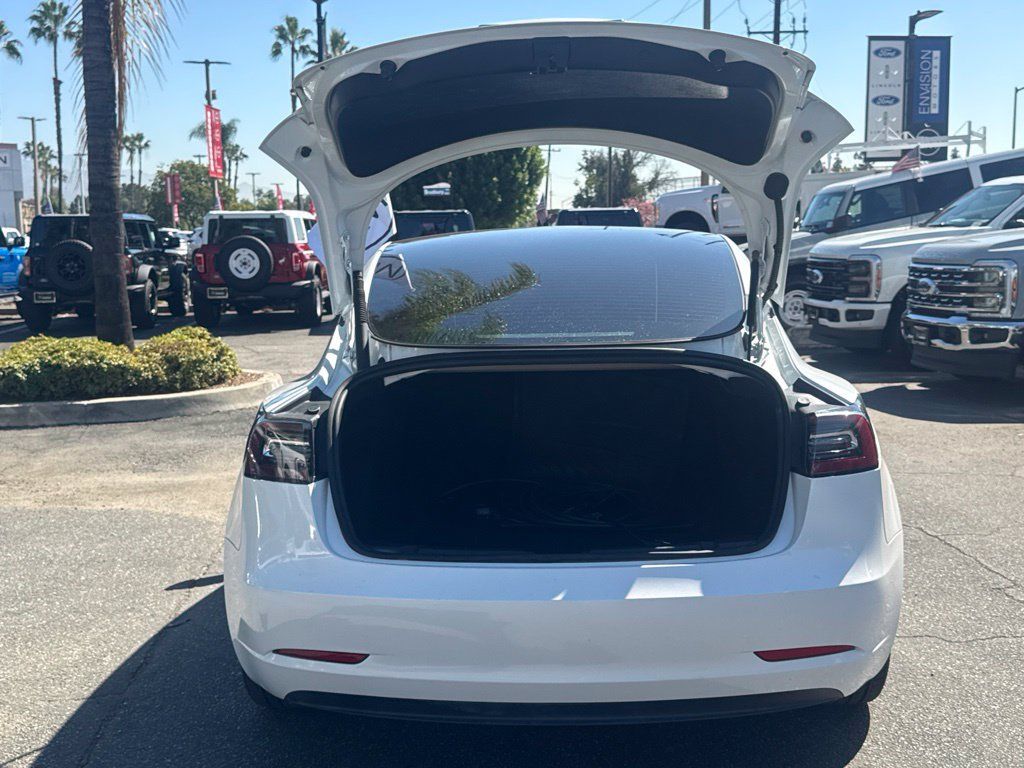 Used 2023 Tesla Model 3 Standard Range RWD image 19