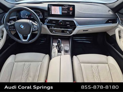 Used 2021 BMW 530e w/ Premium Package image 14