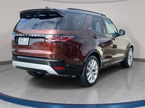 New 2026 Land Rover Discovery Limited Edition image 5