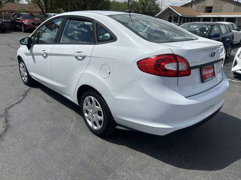 Used 2012 Ford Fiesta S FWD image 6