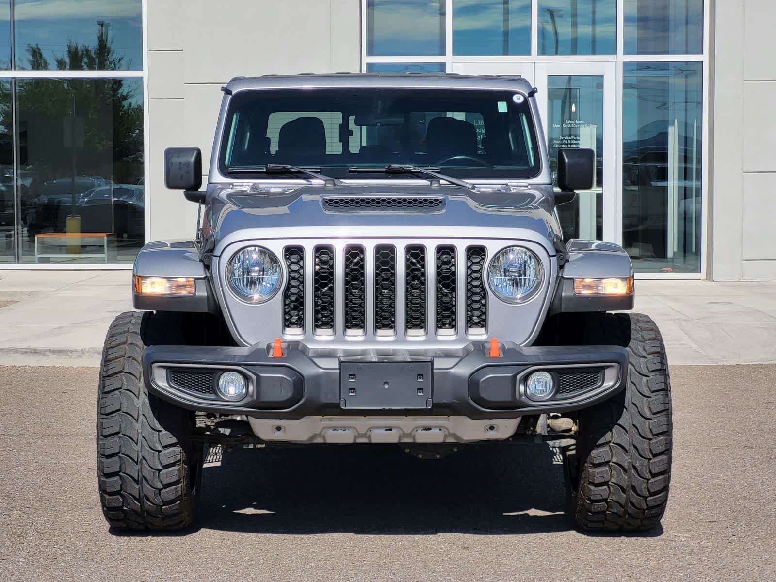 Used 2020 Jeep Gladiator Mojave w/ Trailer Tow Package AWD/4WD image 2