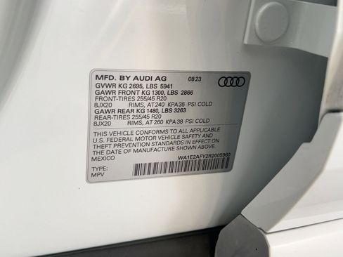 Used 2024 Audi Q5 e Premium Plus image 21