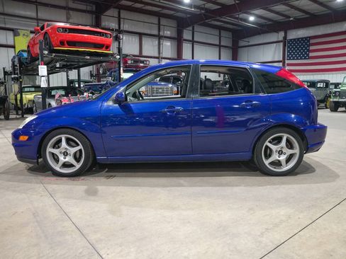 Used 2003 Ford Focus SVT FWD image 4