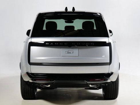 New 2025 Land Rover Range Rover SE image 7