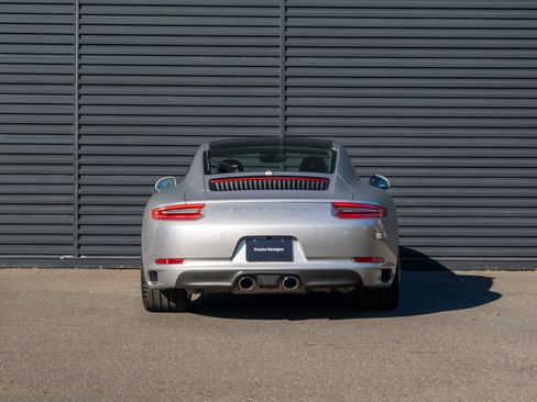 Certified 2019 Porsche 911 Carrera S image 7