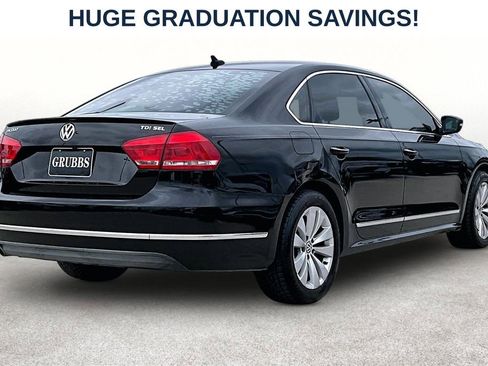 Used 2014 Volkswagen Passat TDI SEL Premium FWD image 2