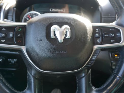 Used 2019 RAM 1500 Laramie image 20