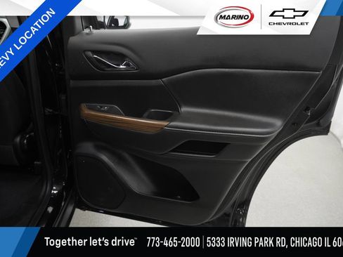 Used 2023 GMC Acadia SLE w/ Driver Convenience Package AWD/4WD image 32