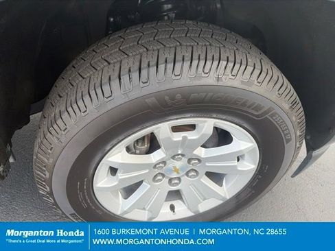 Used 2018 Chevrolet Colorado LT AWD/4WD image 11