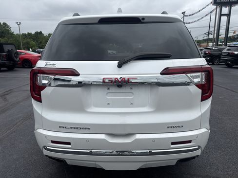 Used 2023 GMC Acadia Denali AWD/4WD image 4