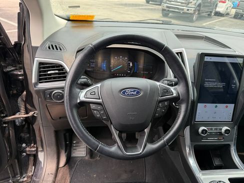 Used 2024 Ford Edge Titanium AWD/4WD image 15