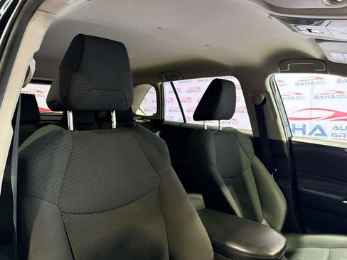 Used 2021 Toyota RAV4 LE image 42