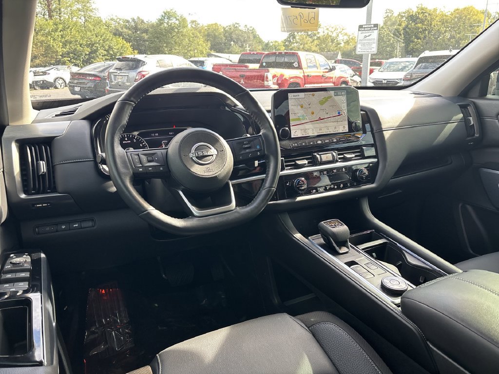 Certified 2025 Nissan Pathfinder SL AWD/4WD image 21