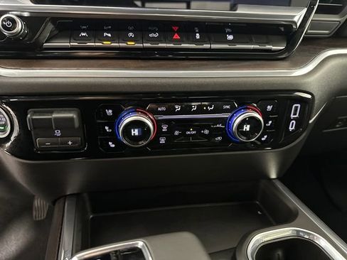 New 2025 GMC Sierra 1500 SLT w/ SLT Premium Plus Package image 23