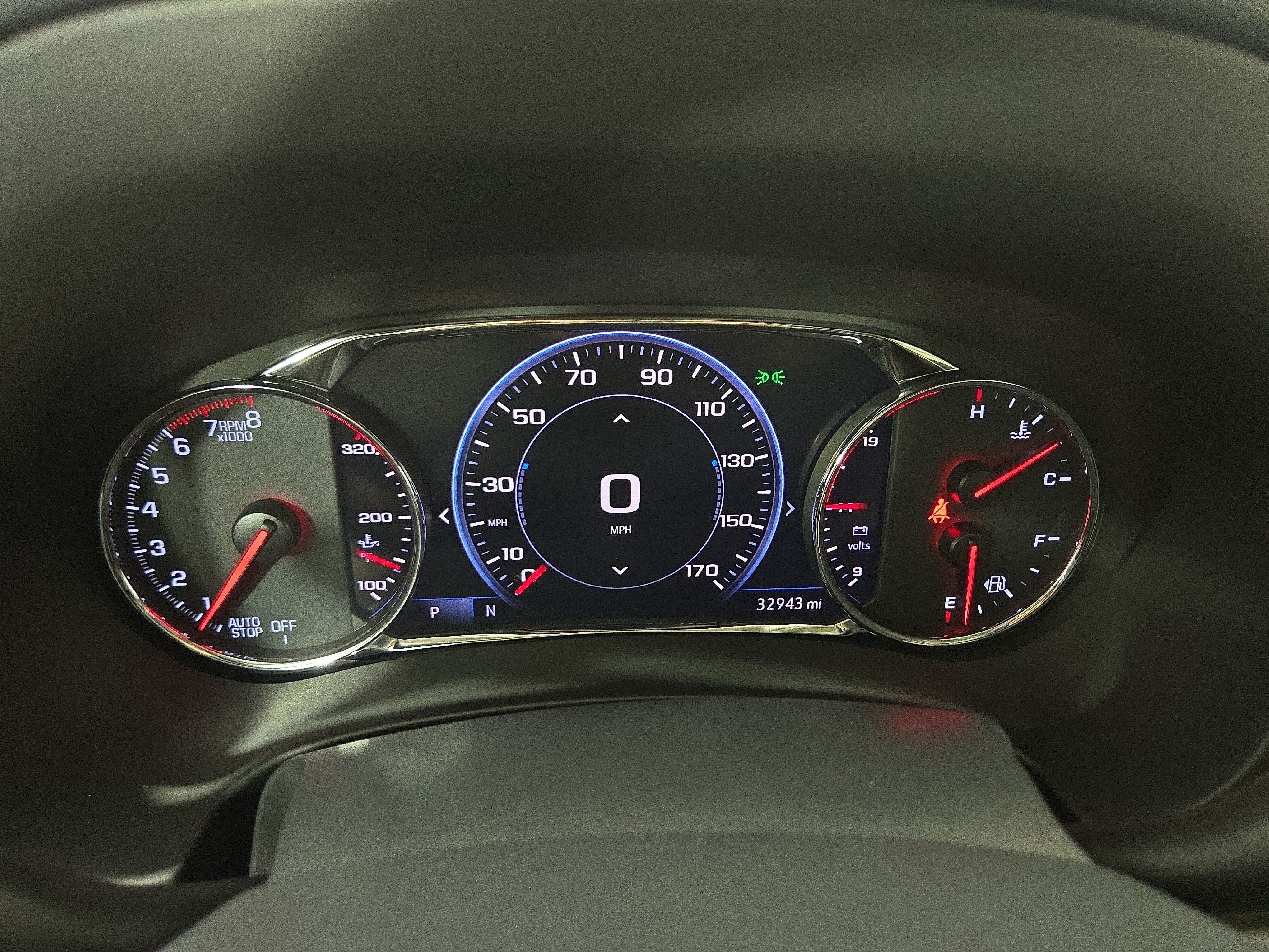 Used 2024 GMC Terrain Denali w/ Denali Premium Package AWD/4WD image 16