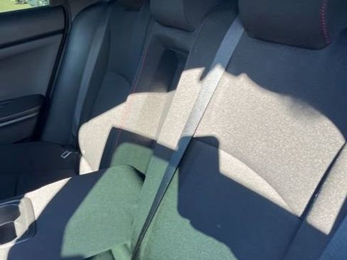 Used 2019 Honda Civic Si image 9